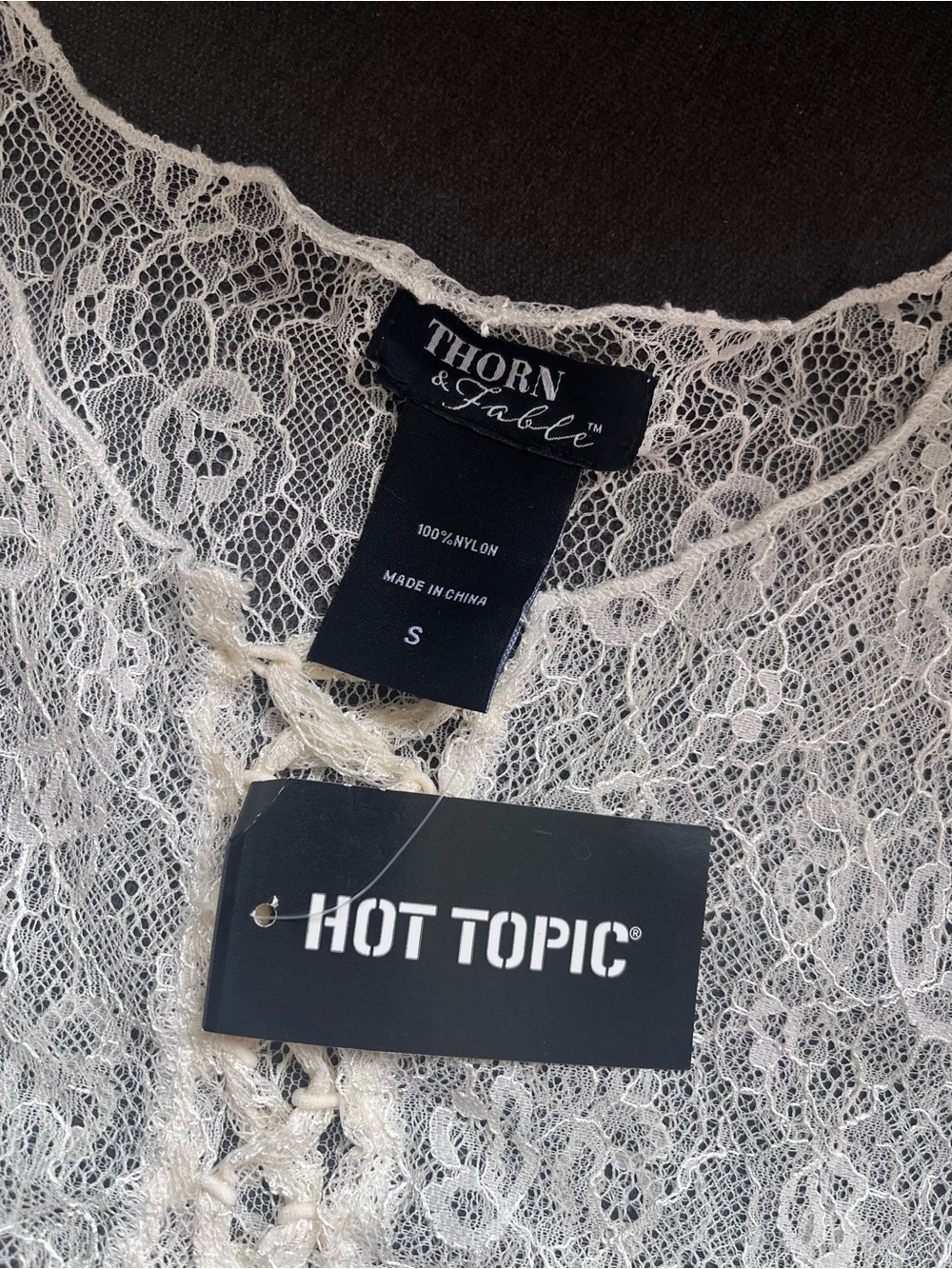 Hot Topic Ivory Lace Camisole